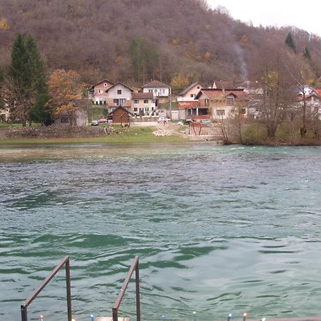 Alfa Apartment Kulen Vakuf Bagian luar foto