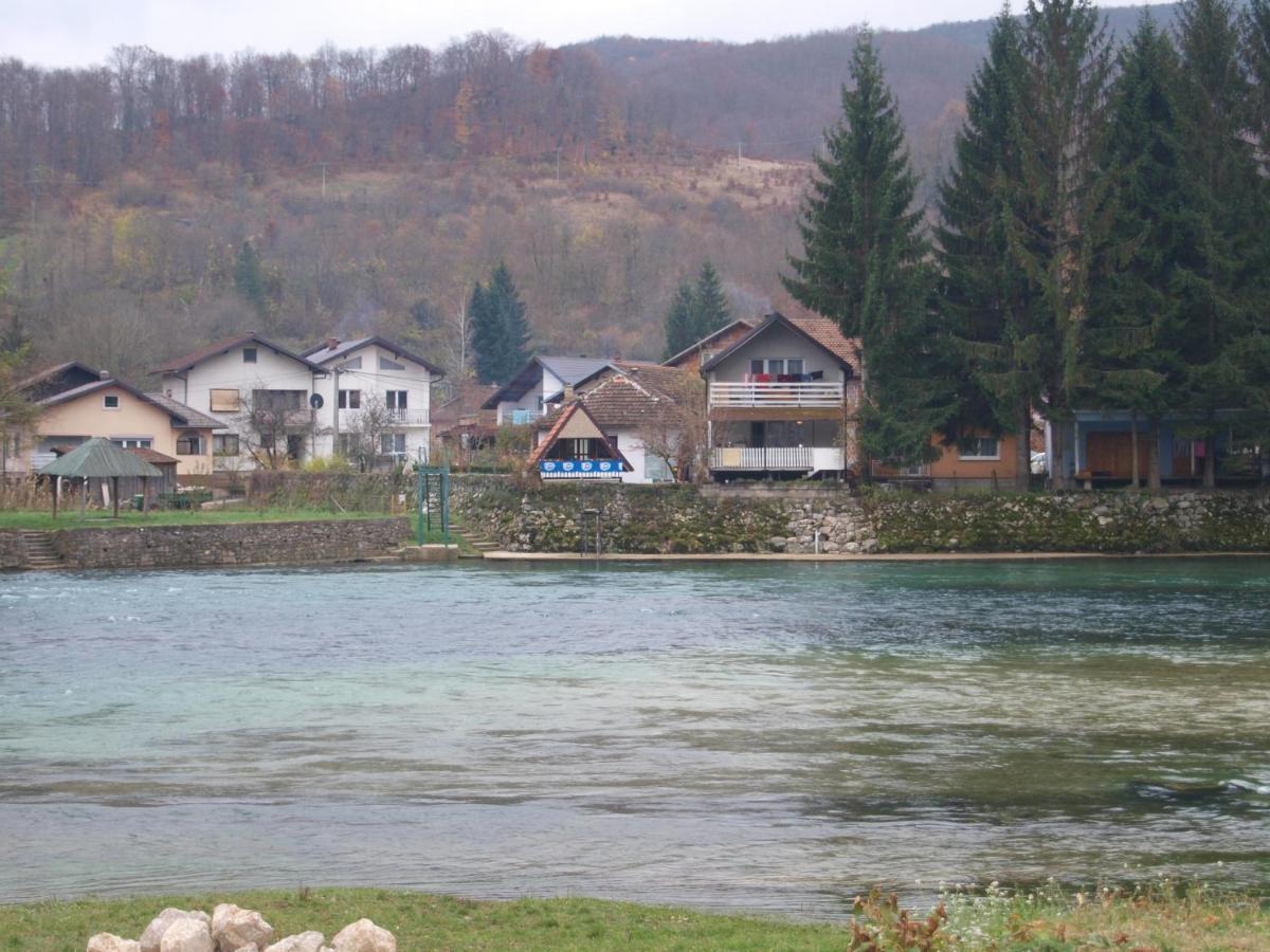 Alfa Apartment Kulen Vakuf Bagian luar foto