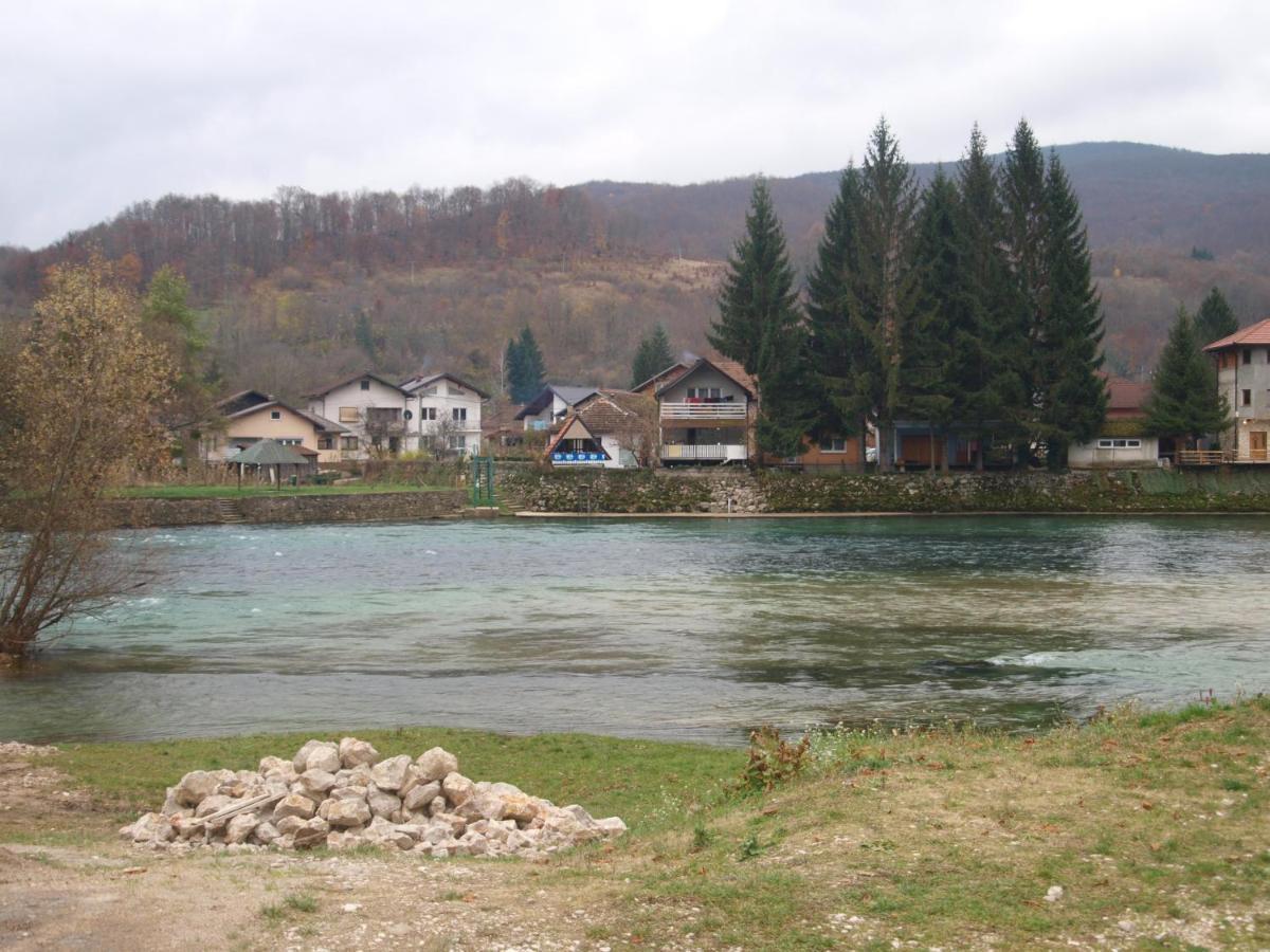 Alfa Apartment Kulen Vakuf Bagian luar foto