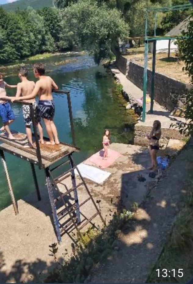 Alfa Apartment Kulen Vakuf Bagian luar foto